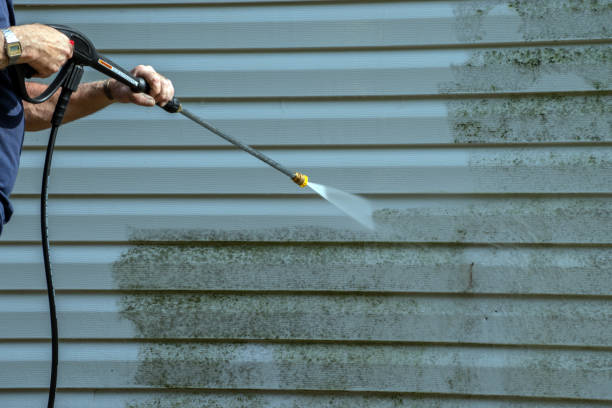 Why Choose Our Pressure Washing Services in California